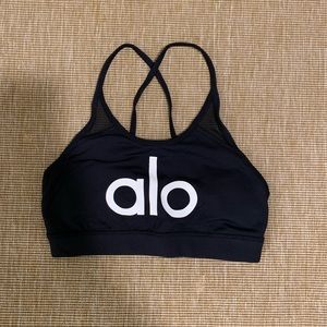Alo yoga starlet logo sports bra